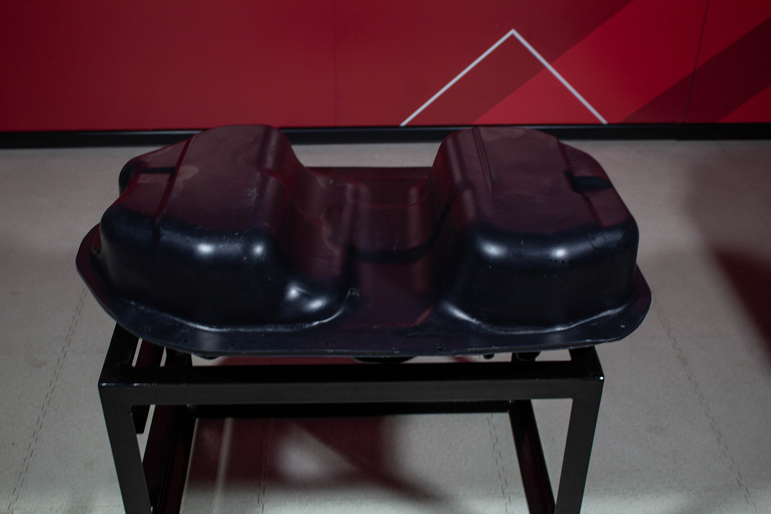 Пластиковый топливный бак Mitsubishi Outlander XL 4WD, 2005-2019 г.в. (BP) -  60 л.